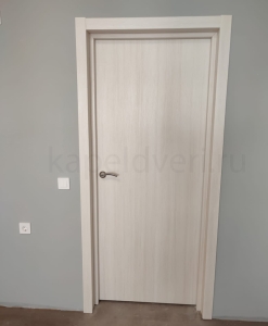 Двери Капель серии Classic экошпон Лиственница Беленая, объект г.Екатеринбург